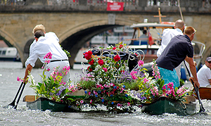 There was even a flower garden afloat!